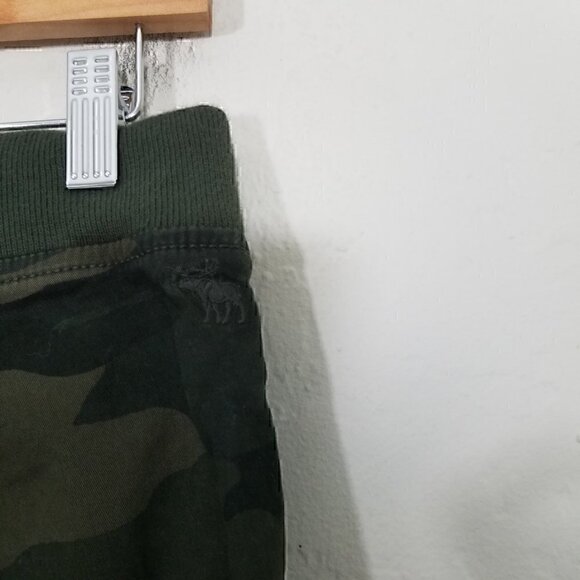 NWT Abercrombie Kids Camo Stretch Jogger Pants Green Size 15/16 - Picture 6 of 9